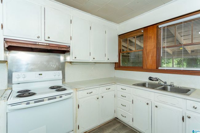 1072 Linthicum St, House other with 5 bedrooms, 2 bathrooms and null parking in TARRANT AL | Image 16
