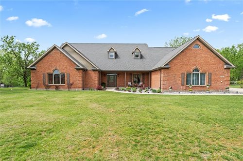 1537 Meadowlands Drive, Fairborn, OH, 45324 | Card Image