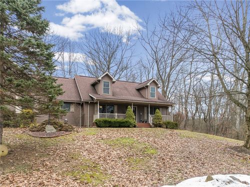 130 Crestwood Dr, Evans City, PA, 16033-9228 | Card Image