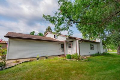 892 Saddle Ridge, Condo with 3 bedrooms, 2 bathrooms and null parking in Pacific WI | Image 2