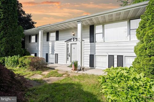 1715 Walker Rd, Freeland, MD, 21053-9543 | Card Image