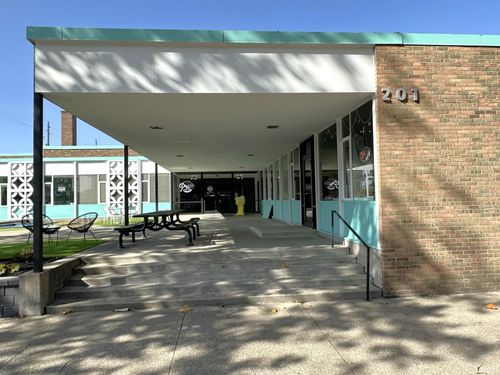 205 S 14th St, New Castle, IN, 47362-3328 | Card Image