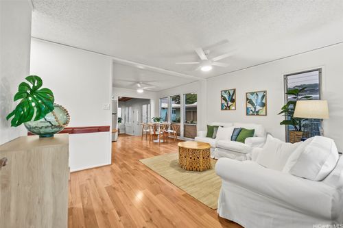 98-555 Hoohulili St, Pearl City, HI, 96782-2317 | Card Image