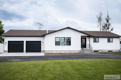 2303 W W 3000 N, Rexburg, ID, 83440-3224 | Card Image