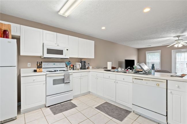 APT-1708 - 1477 N Donahue Dr, Condo with 3 bedrooms, 4 bathrooms and null parking in AUBURN AL | Image 4
