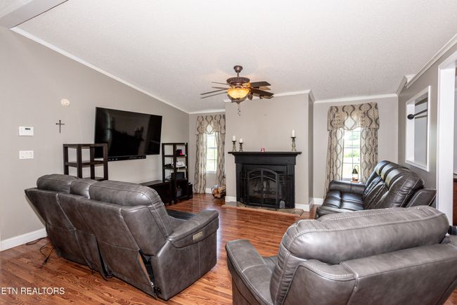 Family room | Image 19