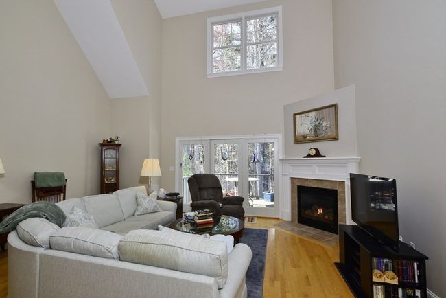 8 - 8 Dante Ave, Condo with 2 bedrooms, 3 bathrooms and 2 parking in Franklin MA | Image 10