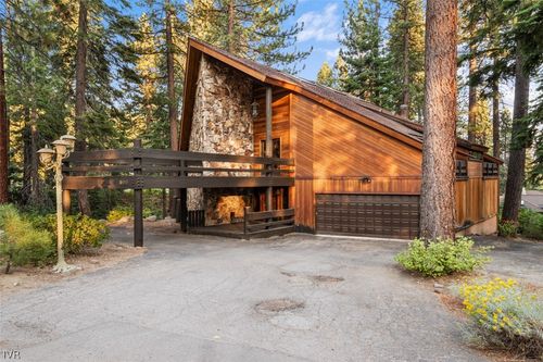 985 Driver Way, Incline Village, NV, 89451-9019 | Card Image