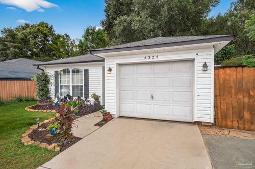 5325 Cherub Cir, Milton, FL, 32583-4609 | Card Image