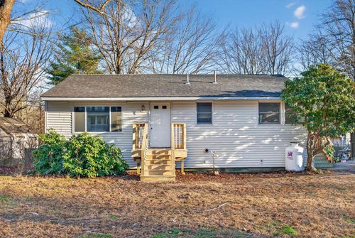 114 Narragansett Street, Gorham, ME, 04038 | Card Image