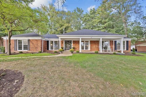 14257 Forest Crest Dr, Chesterfield, MO, 63017-2816 | Card Image