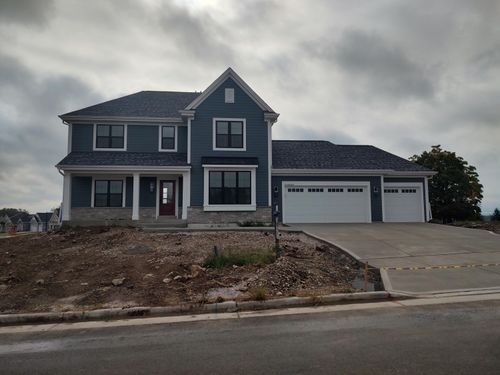 5620887 Carnoustie Way, Menomonee Falls, WI, 53051 | Card Image