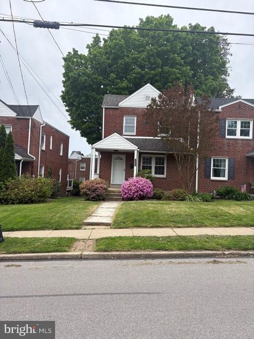 2804 Belmont Ave, ARDMORE, PA, 19003-1922 | Card Image