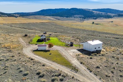 561 Double D Rd, Stevensville, MT, 59870-8521 | Card Image