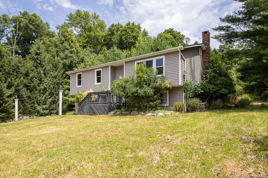Annette Ln, Airmont, NY 10901