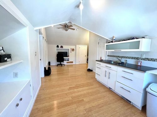 2-41 Woodward Ave, Quincy, MA, 02169-4415 | Card Image