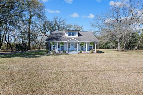 9286 Matlock Rd, Irvington, AL, 36544-2824 | Card Image