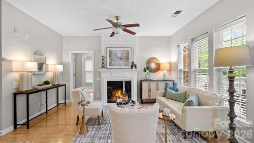 3224 Margellina Dr, Charlotte, NC, 28210-4086 | Card Image