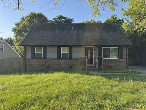 1845 Palamino Dr, Clarksville, TN, 37042-3432 | Card Image