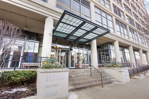 apt-1071-900 N Kingsbury St, CHICAGO, IL, 60610-7450 | Card Image