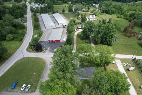 3401 E Cleve Butcher Rd, Bloomington, IN, 47401-9007 | Card Image