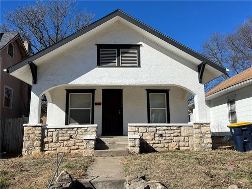 4546 S Benton Ave, Kansas City, MO, 64130-1961 | Card Image