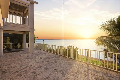 2139 Palm Tree Dr, PUNTA GORDA, FL, 33950-5005 | Card Image