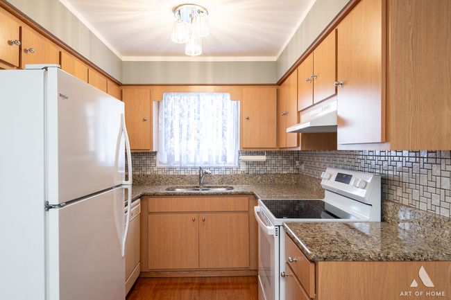 APT-2C - 8049 Beloit Ave, Condo with 2 bedrooms, 1 bathrooms and 2 parking in Bridgeview IL | Image 13