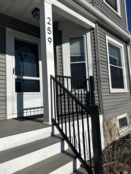 1-259 Albion St, Wakefield, MA, 01880-3122 | Card Image