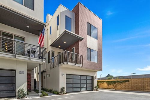 47 Ebb Tide Cir, Newport Beach, CA, 92663 | Card Image