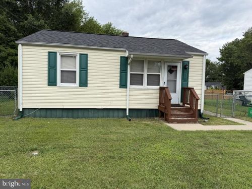 27 Swan St, ABERDEEN, MD, 21001-3828 | Card Image