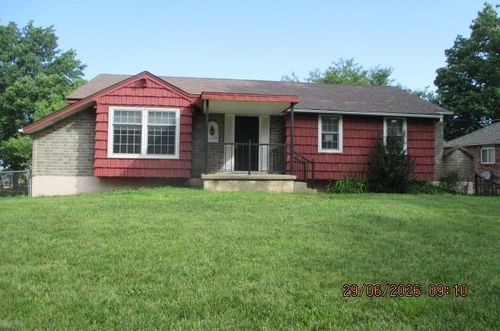 1001 Nw Canterbury Rd, Blue Springs, MO, 64015-2828 | Card Image
