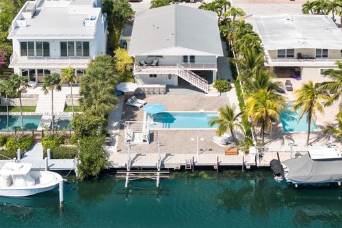187 Plantation Ave, Tavernier, FL, 33070-2232 | Card Image