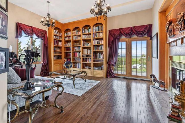 112067 292 Ave W, House other with 5 bedrooms, 6 bathrooms and 6 parking in Foothills AB | Image 13