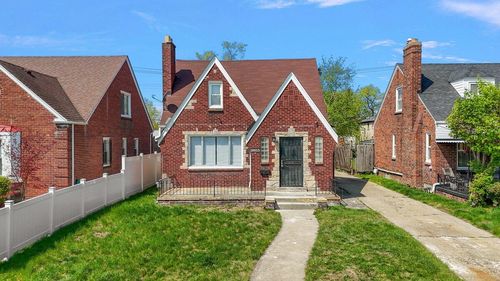 18915 Steel St, Detroit, MI, 48235-1330 | Card Image