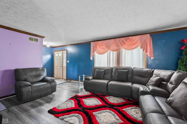 8031 Edgewood Ct, House other with 4 bedrooms, 2 bathrooms and null parking in Plainfield IN | Image 8