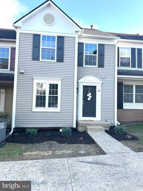 1947 Inglebrook Dr, WOODBRIDGE, VA, 22192-2456 | Card Image