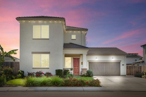 1988 N Ashley Way, Manteca, CA, 95336 | Card Image