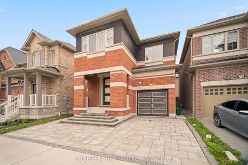2426 Hibiscus Dr, Pickering, ON, L1X0G7 | Card Image
