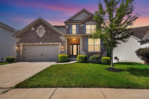 316 Chestnut Creek Cir, O Fallon, MO, 63368-7108 | Card Image