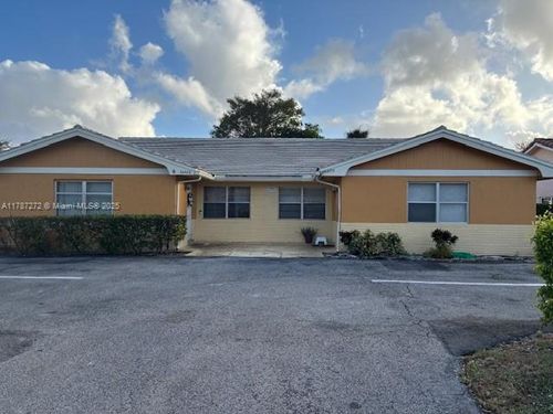 w-8444 Nw 23rd Mnr, Coral Springs, FL, 33065-5602 | Card Image