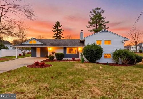 5401 Ferndale St, SPRINGFIELD, VA, 22151-3126 | Card Image