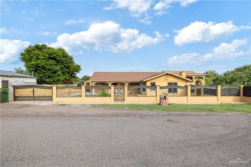 610 N Texas St, Rio Grande City, TX, 78582-3238 | Card Image