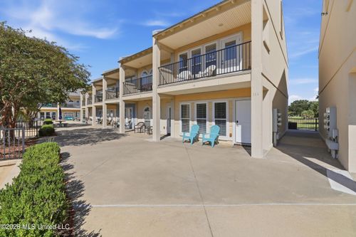 114-548 W Beach Blvd, Long Beach, MS, 39560-5904 | Card Image