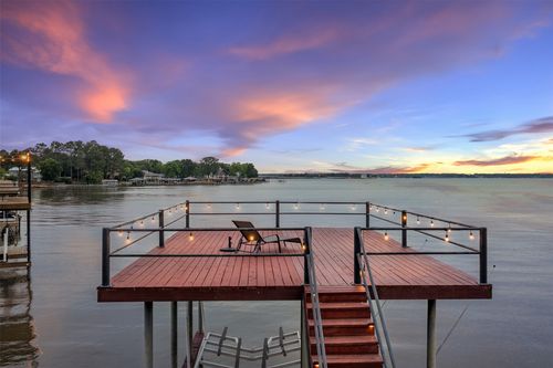 124 Harbor Dr, Gun Barrel City, TX, 75156-3523 | Card Image