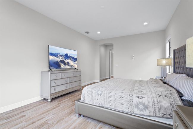 Primary Bedroom | Image 18
