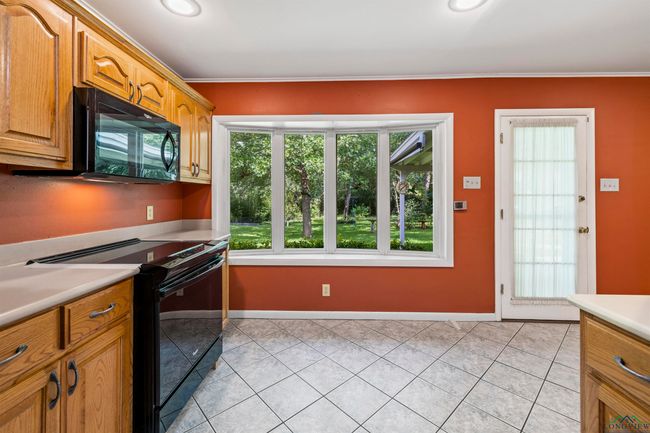 3005 Inwood Rd, House other with 3 bedrooms, 2 bathrooms and null parking in Kilgore TX | Image 8