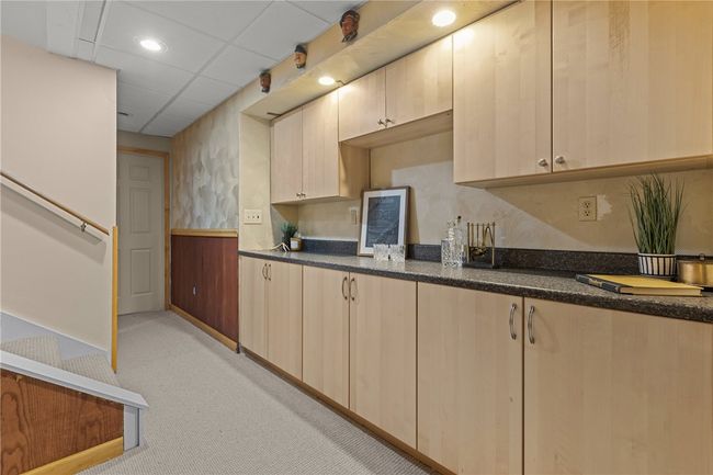 543 Shrader St, House other with 4 bedrooms, 4 bathrooms and 2 parking in Springdale PA | Image 30