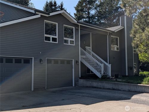 795 Se Greenhill Rd, Pullman, WA, 99163-2414 | Card Image