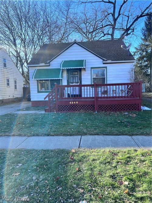 4240 E 114th St, Cleveland, OH, 44105-6254 | Card Image